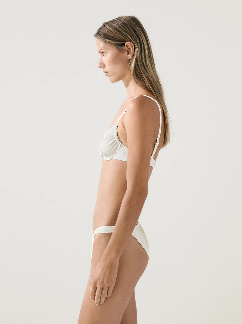 Bas bikini froncé