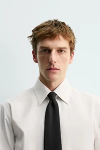 100% SILK TEXTURED TIE AARON LEVINE X ZARA