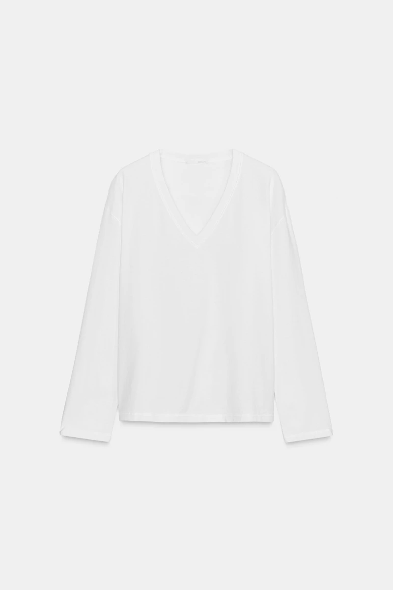 RUSTIC V-NECK T-SHIRT