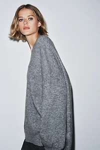 PULL OVERSIZE AVEC LAINE
