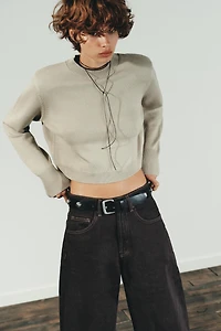SHOULDER PAD CROPPED KNIT SWEATER
