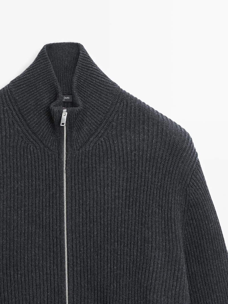 Cardigan with zip pockets and contrast detail