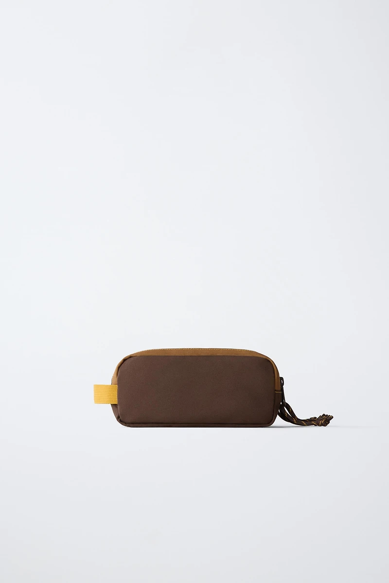 TECHNICAL POUCH