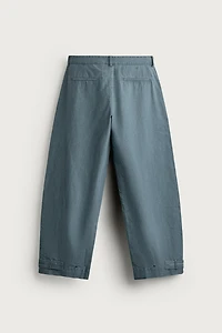 PANTALON DÉLAVÉ COUPE DÉCONTRACTÉE AVEC PATTES