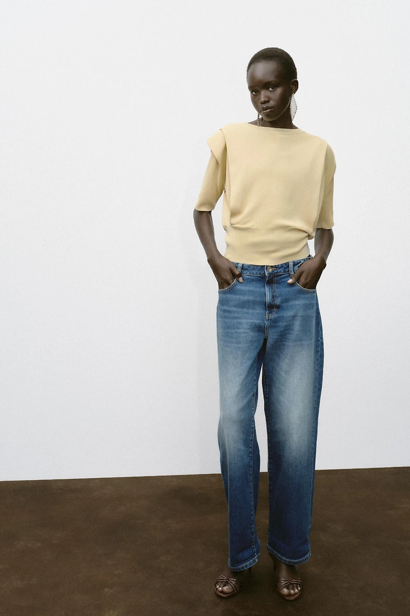 TOP EN MAILLE À ÉPAULETTES