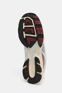 CONTRAST SNEAKERS
