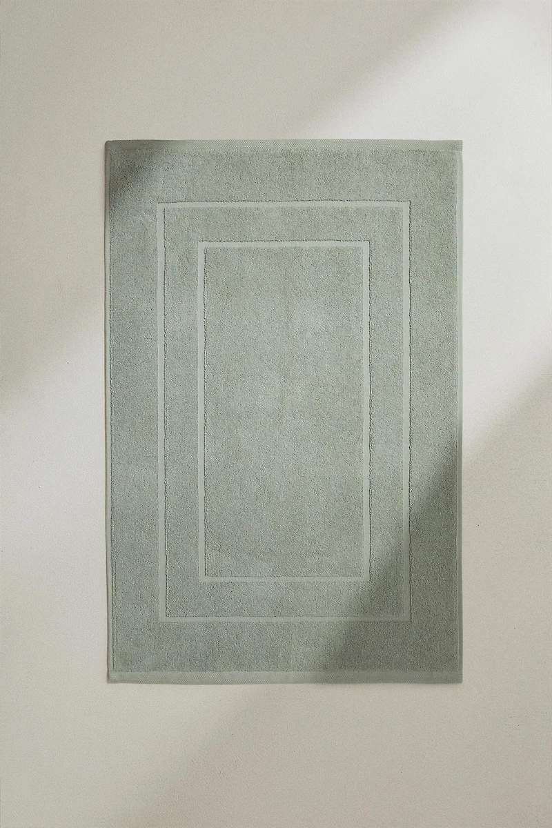 NON-SLIP COTTON BATH MAT