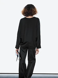 Flowing blouse with V-neckline