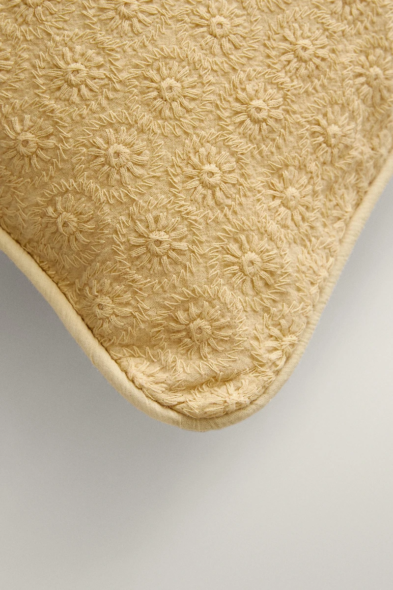 FLORAL EMBROIDERED THROW PILLOW COVER