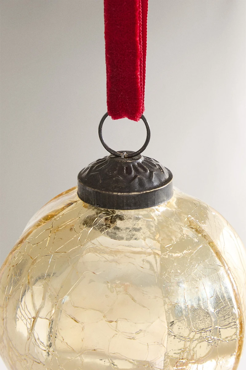 MIRRORED CHRISTMAS TREE BALL ORNAMENT