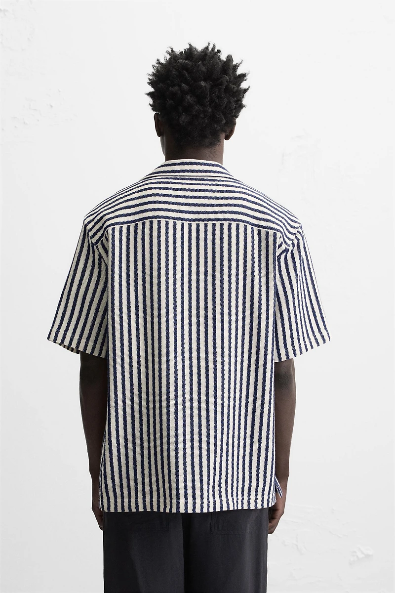 GEOMETRIC JACQUARD SHIRT