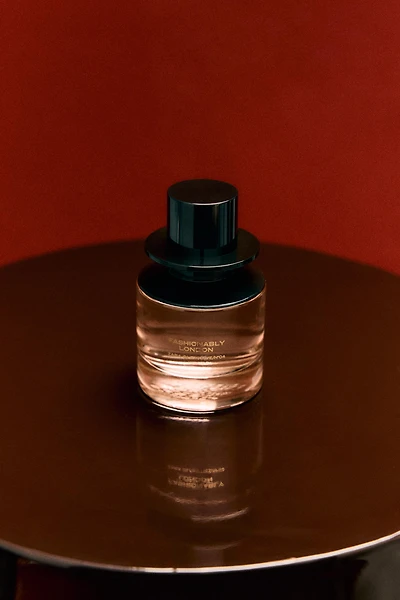 FASHIONABLY LONDON LIMITED EDITION EDP 60ML (2.3 FL.OZ).