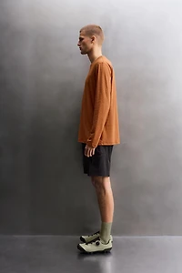 LONG SLEEVE GRAVEL TECHNICAL TEXTURED WEAVE T-SHIRT