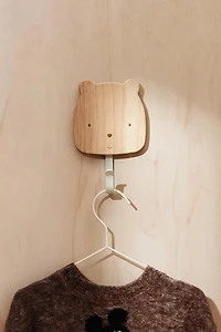 KIDS’ BEAR HOOK