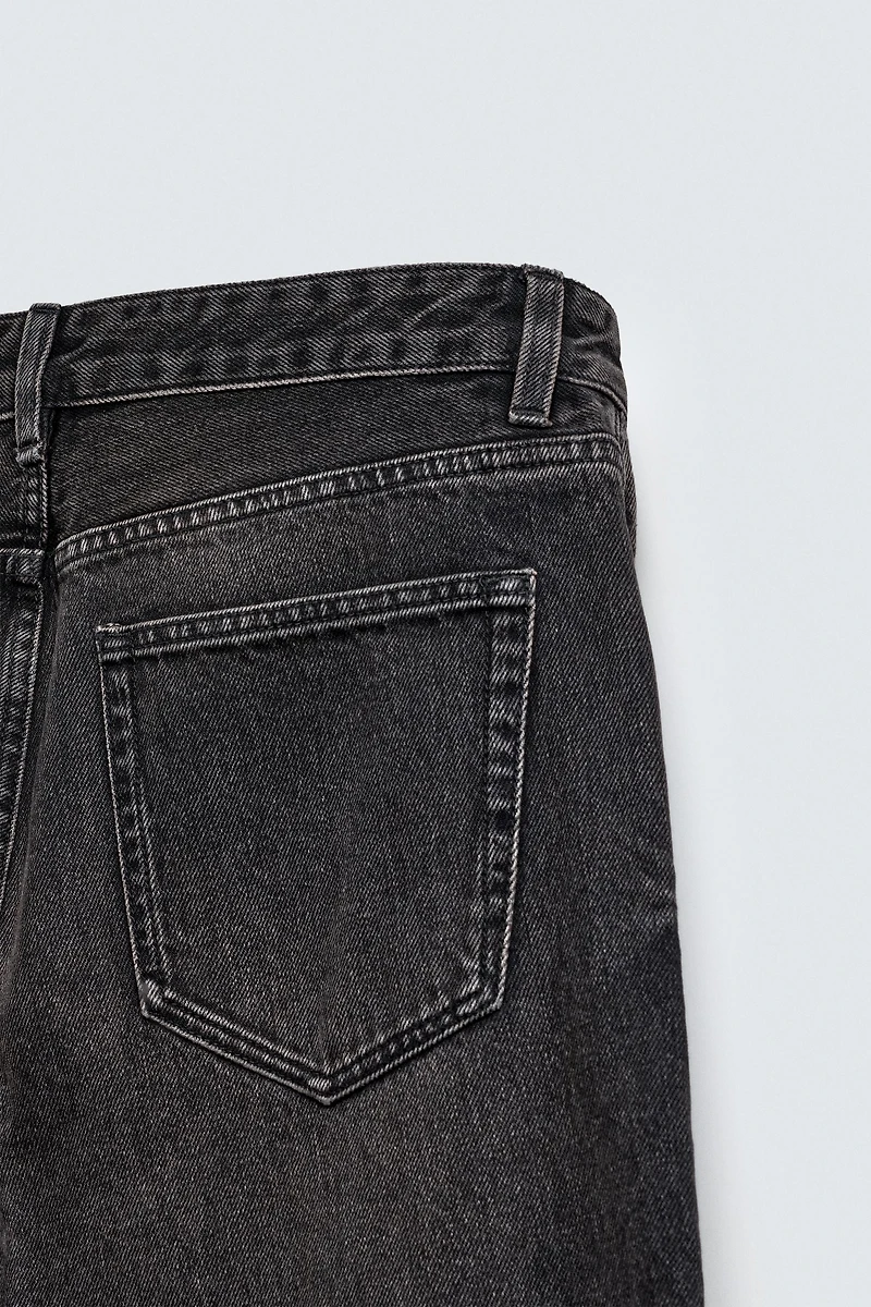 FLARE FIT JEANS