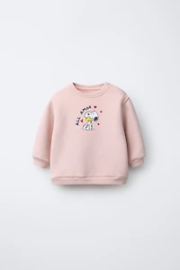 EMBROIDERED SNOOPY PEANUTS™ SWEATSHIRT