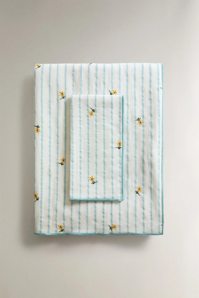 STRIPED TABLECLOTH WITH FLORAL EMBROIDERY