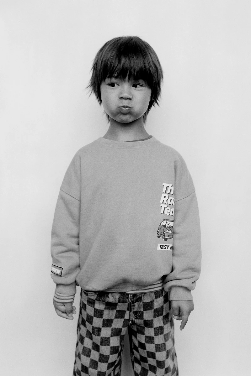 CAR PRINT SWEATSHIRT