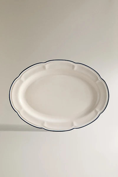 SERVING DISH WITH CONTRAST RIM