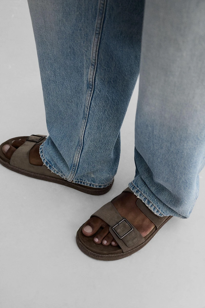 DOUBLE STRAP LEATHER SANDALS