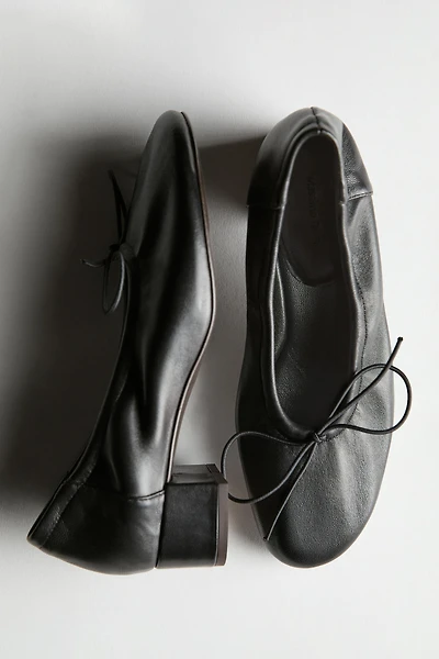 High-heel ballerinas