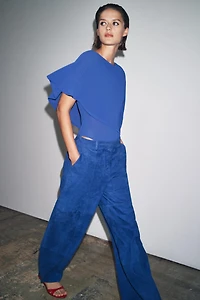 BODY CAPE ASYMÉTRIQUE