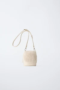 FAUX FUR BUCKET BAG
