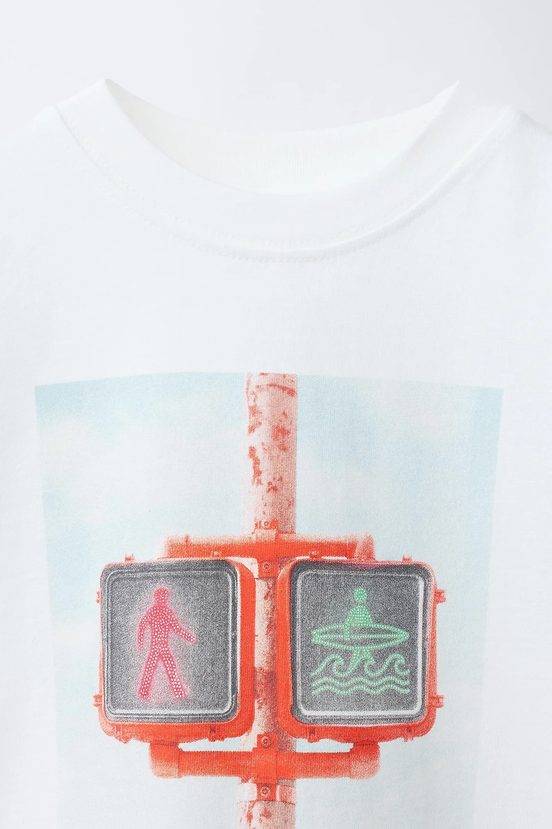 TRAFFIC LIGHT PHOTO T-SHIRT