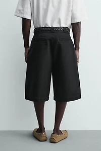 RELAXED FIT PLEATED SHORTS