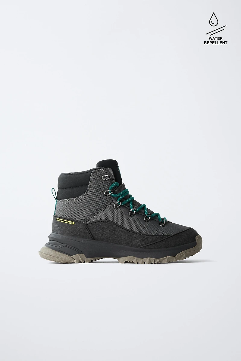 WATER REPELLENT HIKING BOOTS