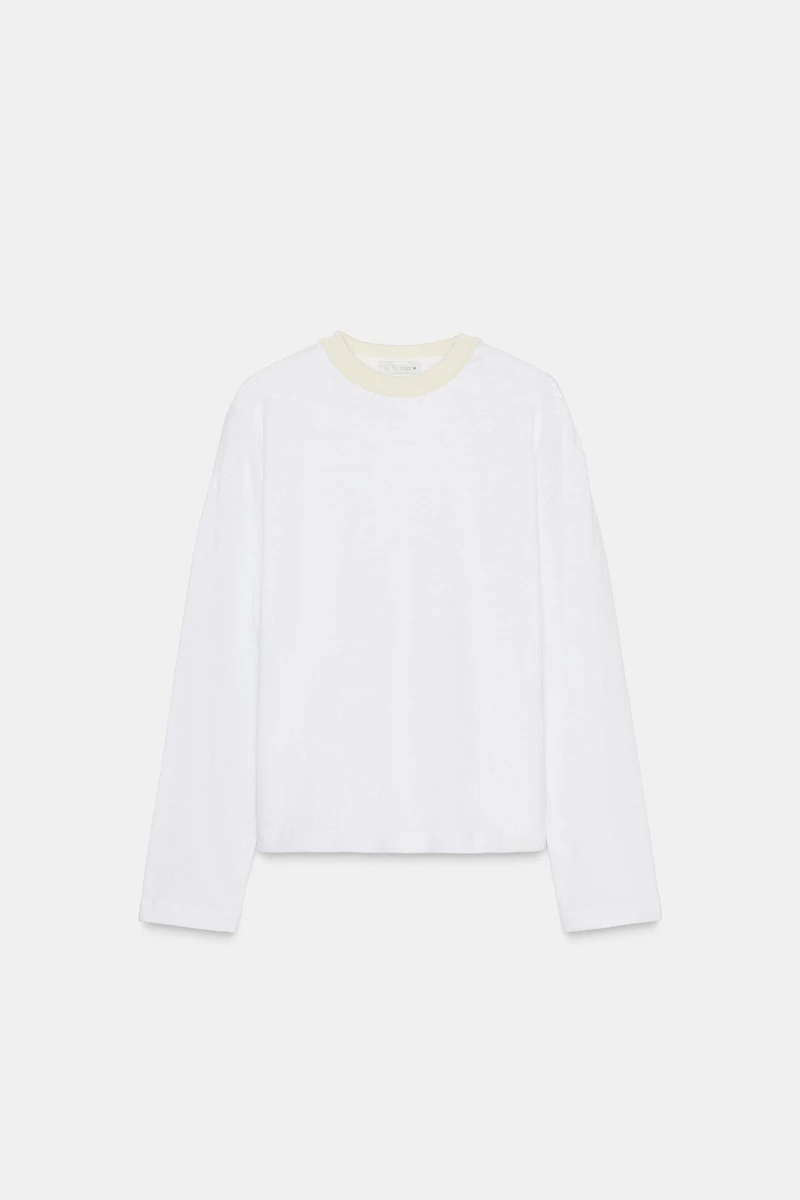 CONTRAST COLLAR T-SHIRT