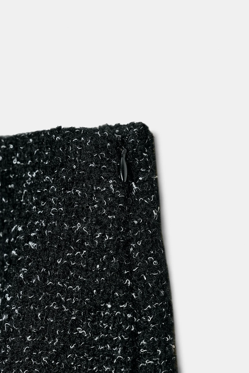TEXTURED SKORT