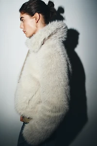 FAUX FUR ZIP-UP SHORT COAT