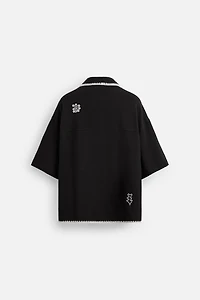CONTRAST EMBROIDERY SHIRT