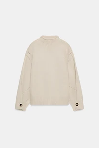 SEAM DETAIL KNIT SWEATER