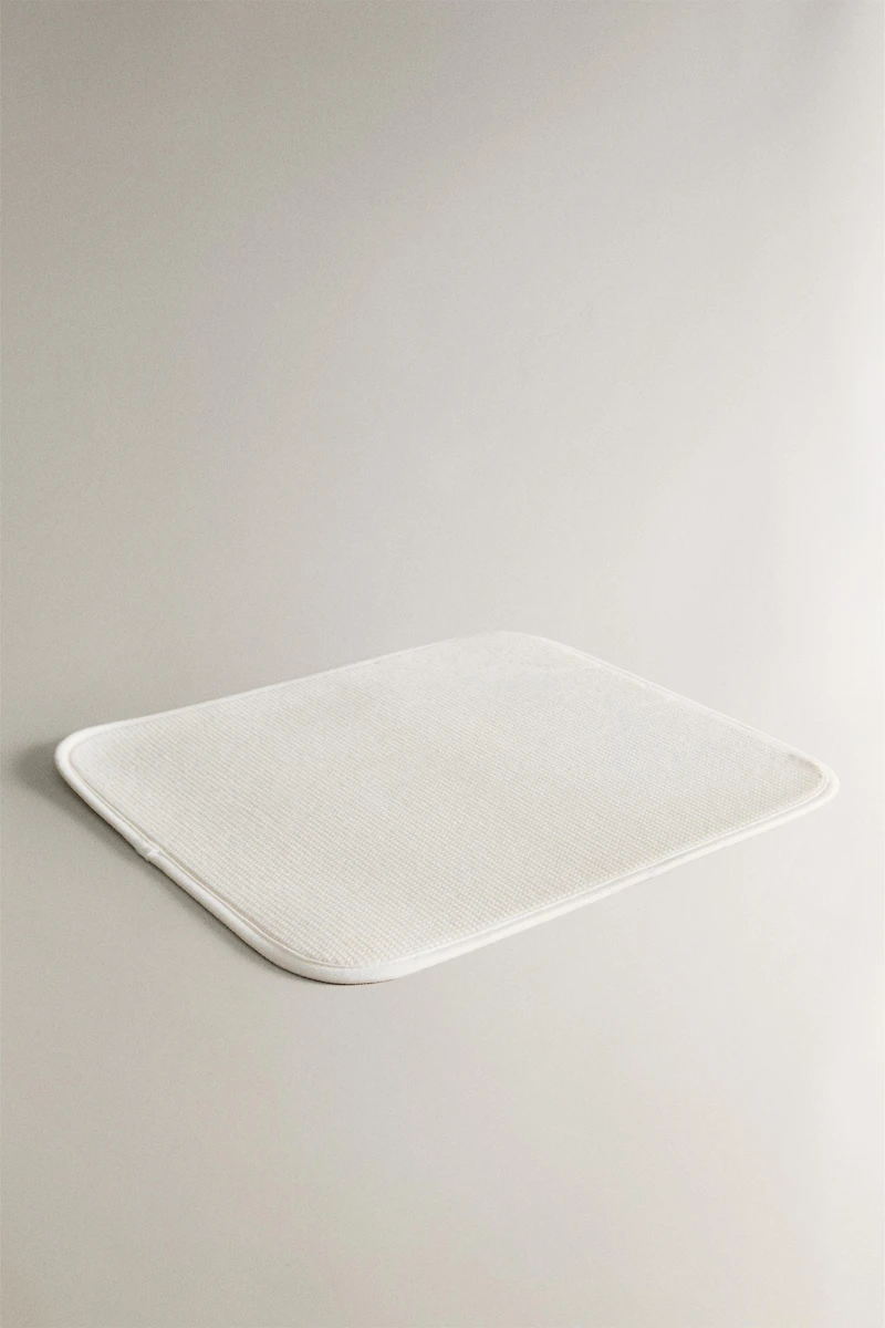 TAPIS ÉGOUTTOIR ASSIETTES