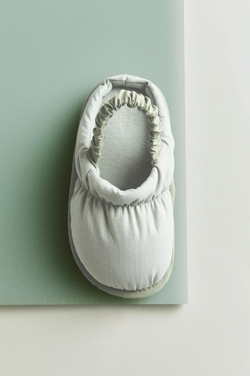 CHAUSSONS ENFANT TISSU
