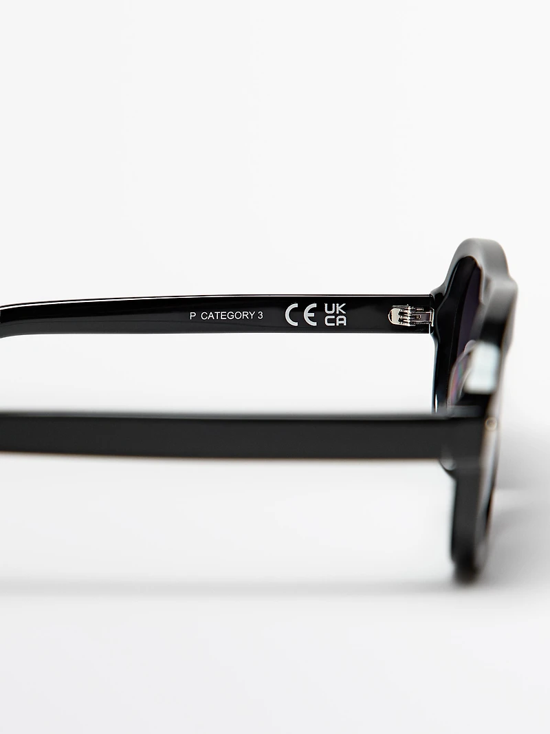 Aviator sunglasses