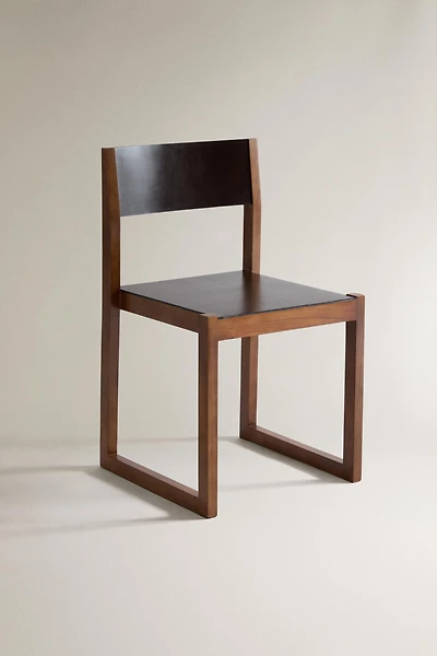CHAISE STRUCTURE BOIS ET CUIR