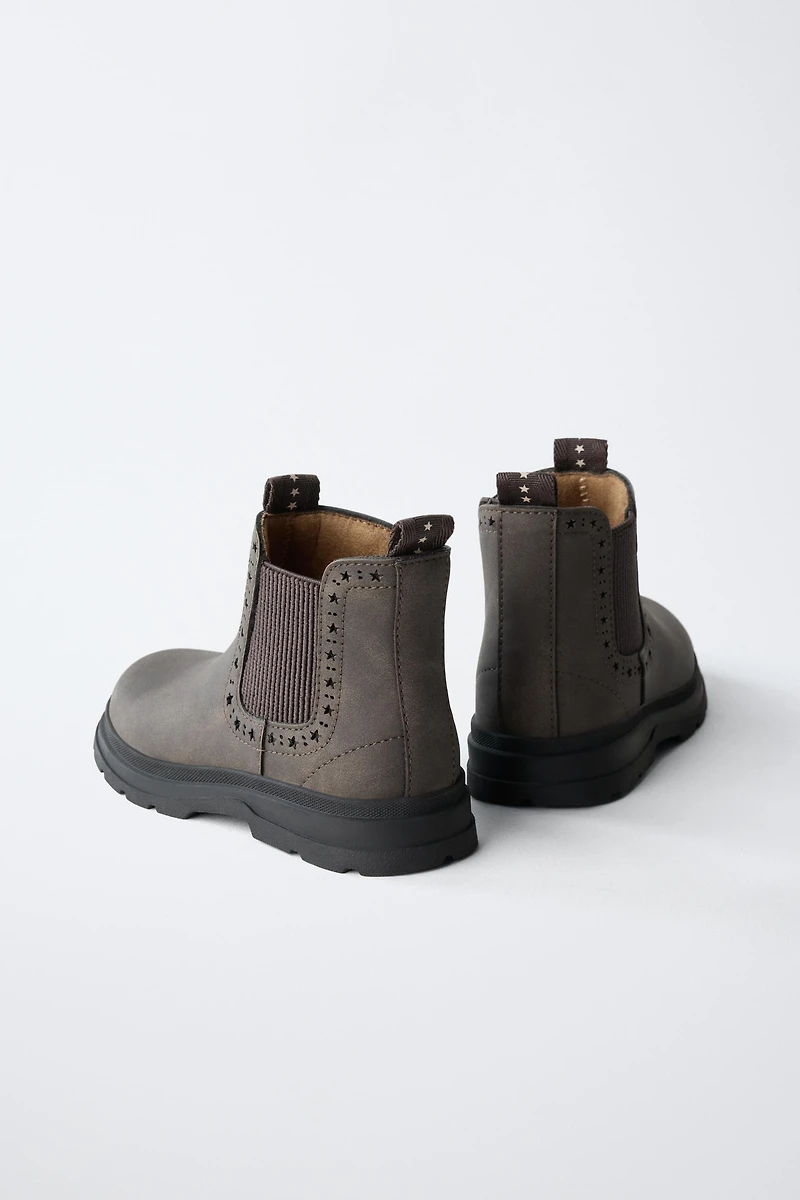 STAR CHELSEA ANKLE BOOTS