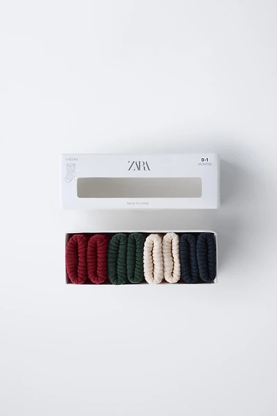 FOUR-PACK OF SOCKS WITH COLORED CUFFS