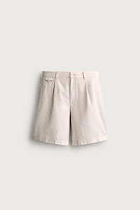 REGULAR FIT PLEATED SHORTS