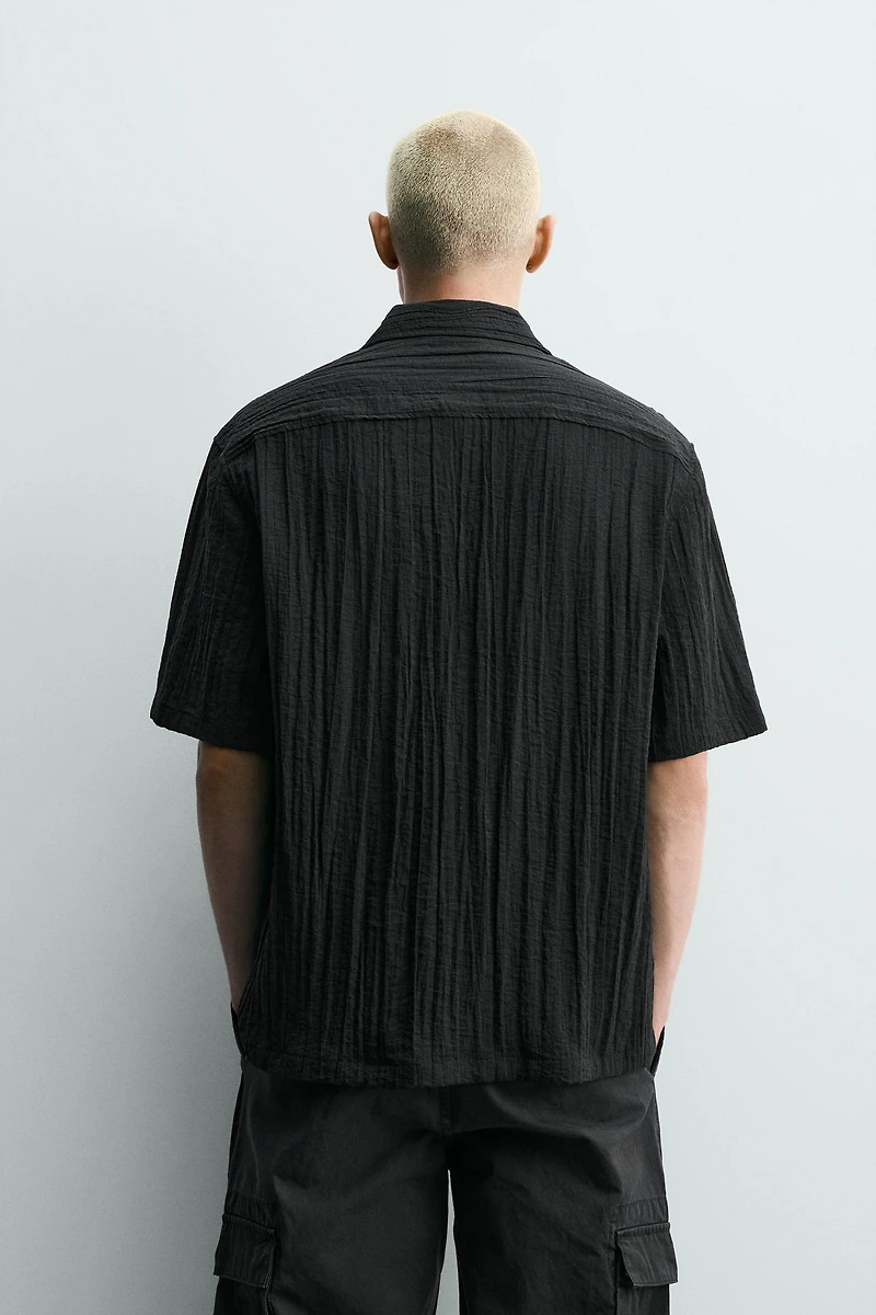 FLUID TEXTURED RELIEF SHIRT