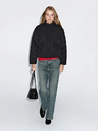 Short water-repellent quilted bomber jacket