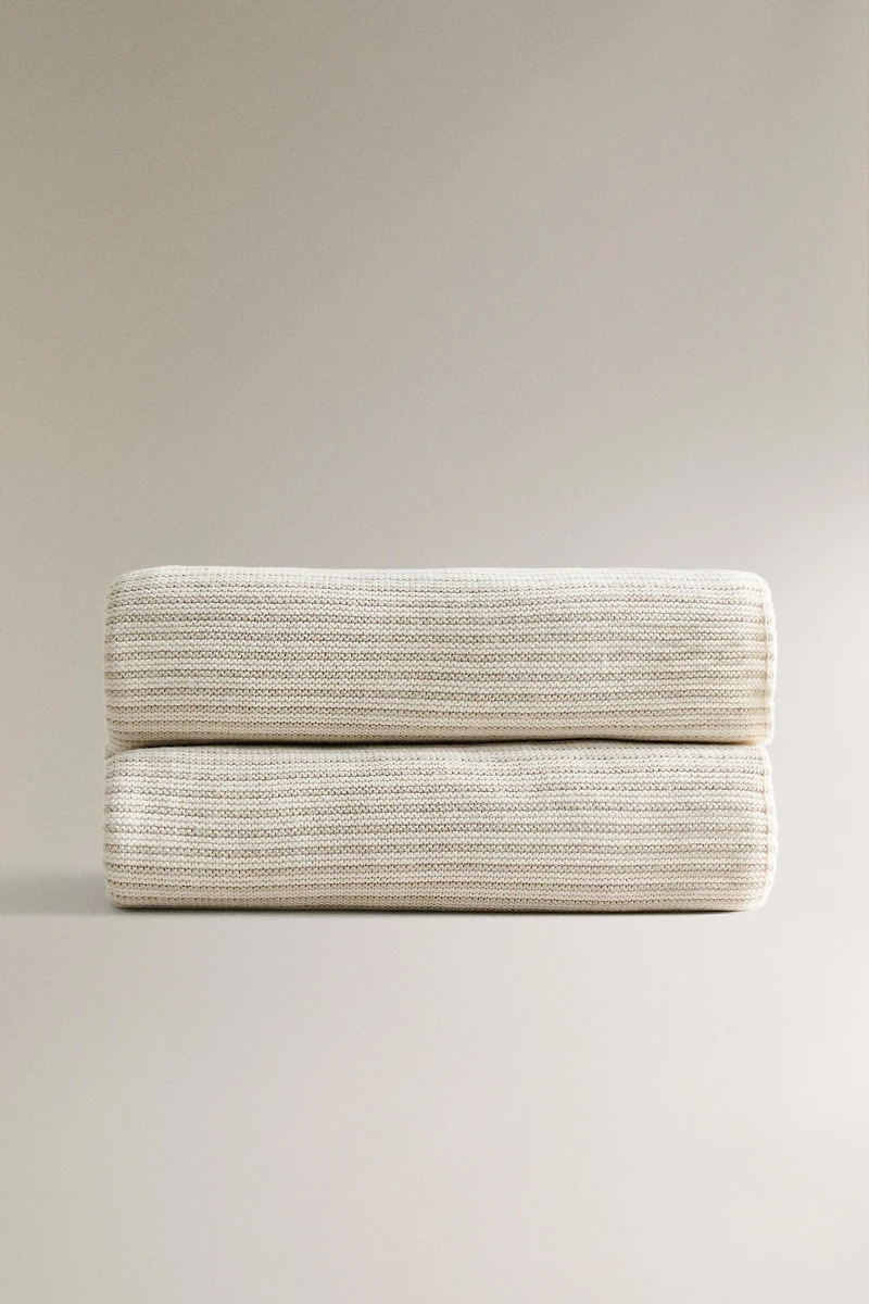 CHILDREN'S STRIPED BLANKET