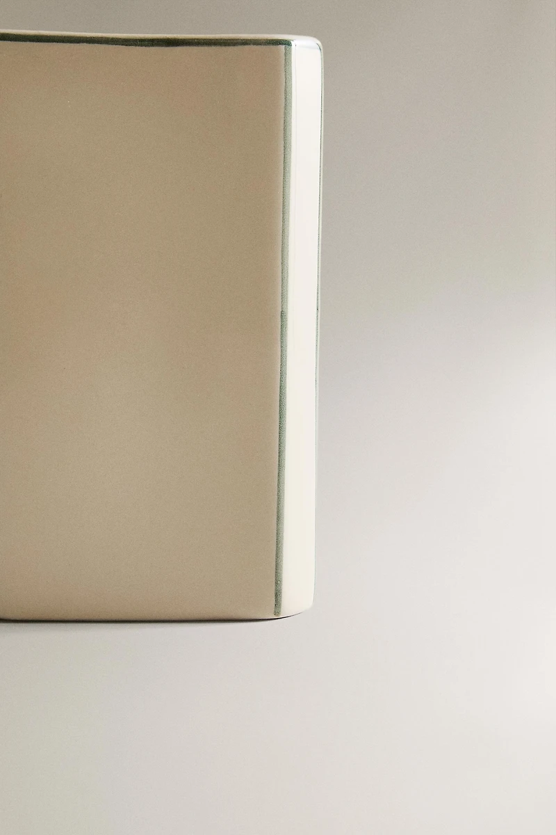 OCTAGONAL TOOTHBRUSH HOLDER