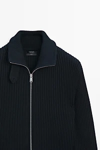 100% cotton knit cardigan with high neck detail