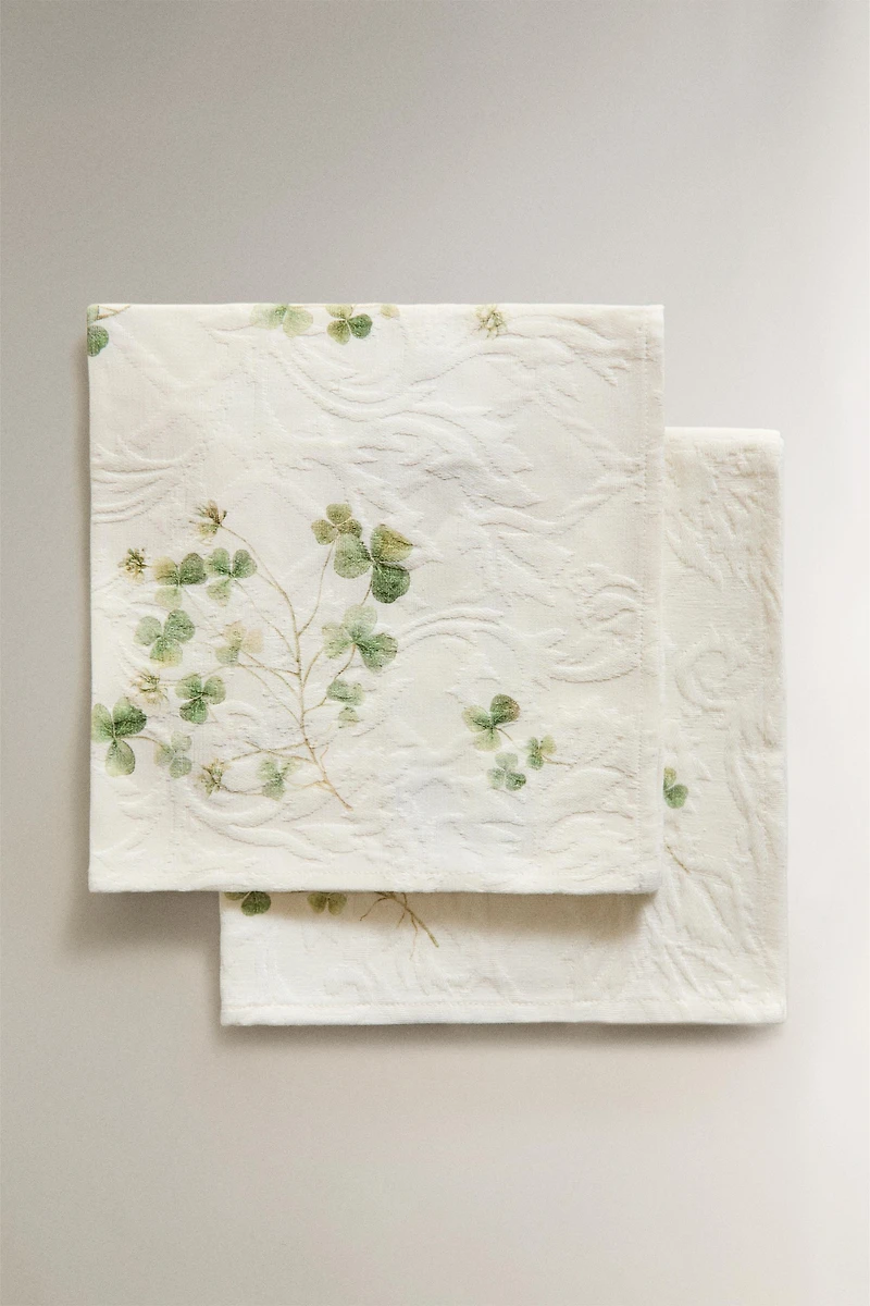 PACK JACQUARD CLOVER PRINT NAPKINS (PACK OF 2)