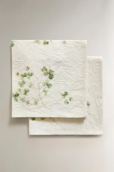 PACK JACQUARD CLOVER PRINT NAPKINS (PACK OF 2)