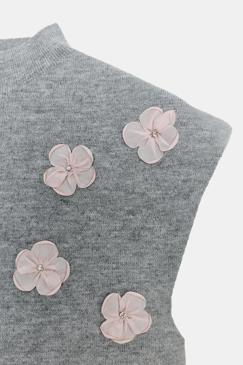 TOP FLEURS EN RELIEF BIJOUX